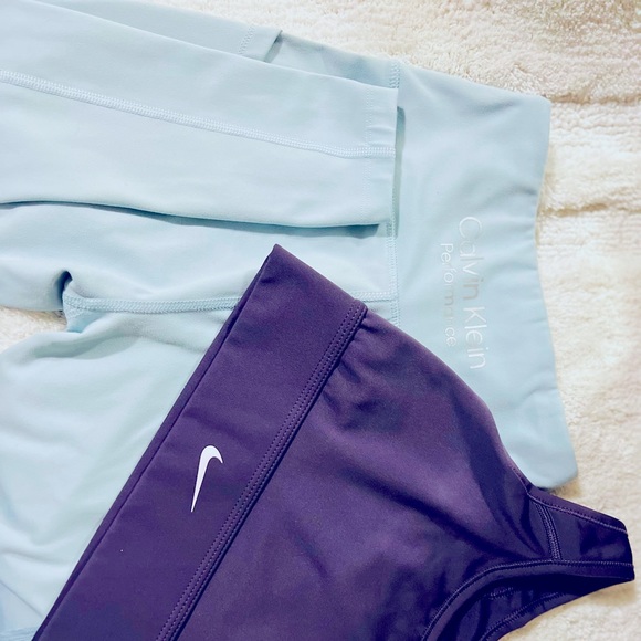 Nike compression sports bra - Picture 2 of 4